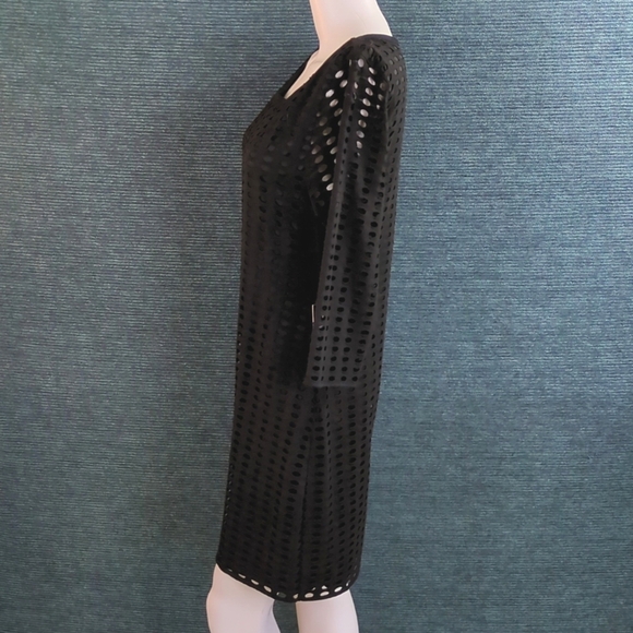 Express Cut Out "Fishnet" Dress - Picture 6 of 17